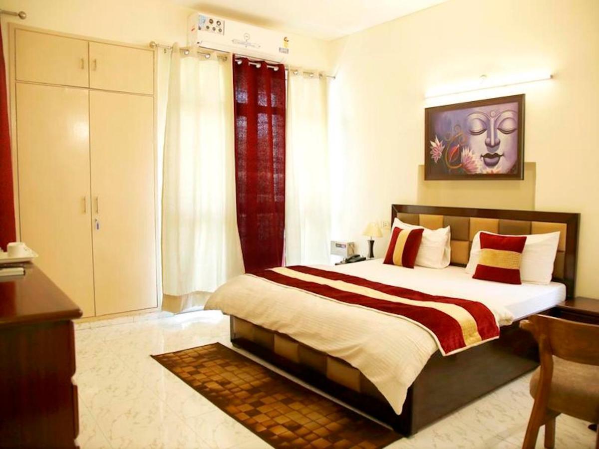 Maplewood Guest House, Neeti Bagh, New Delhiit Is A Boutiqu Guest House - Room 3 Exteriör bild