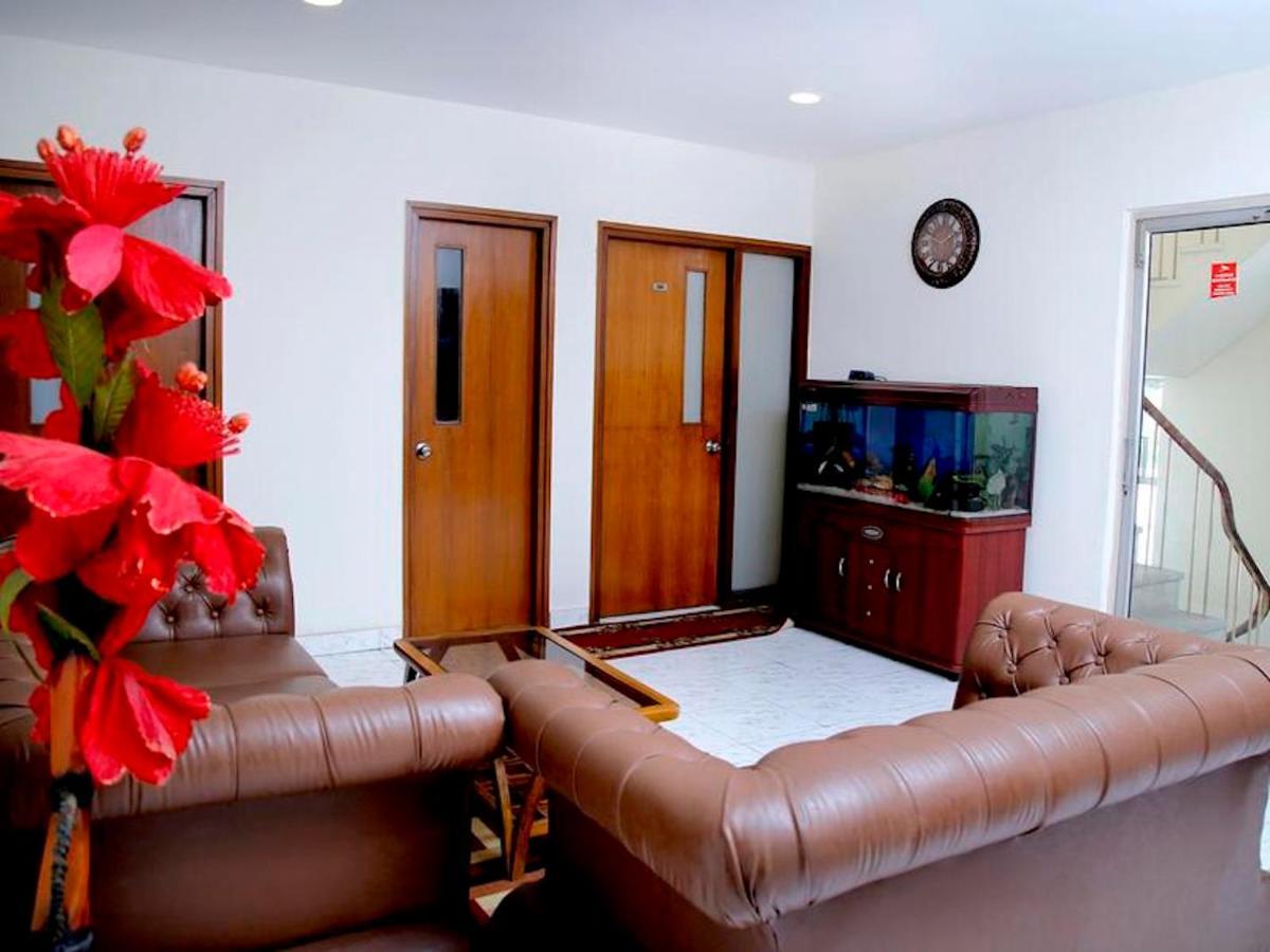 Maplewood Guest House, Neeti Bagh, New Delhiit Is A Boutiqu Guest House - Room 3 Exteriör bild