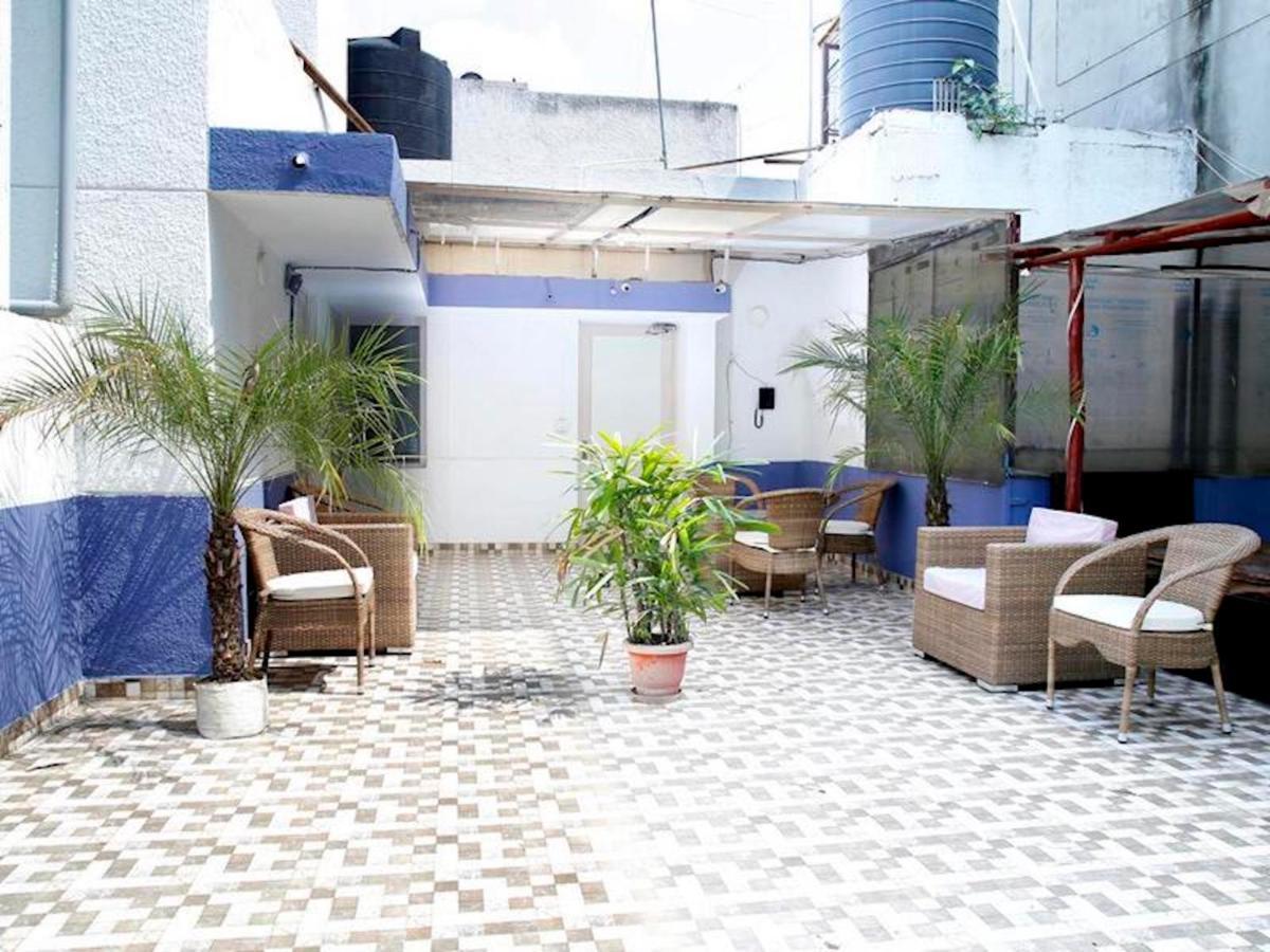 Maplewood Guest House, Neeti Bagh, New Delhiit Is A Boutiqu Guest House - Room 3 Exteriör bild